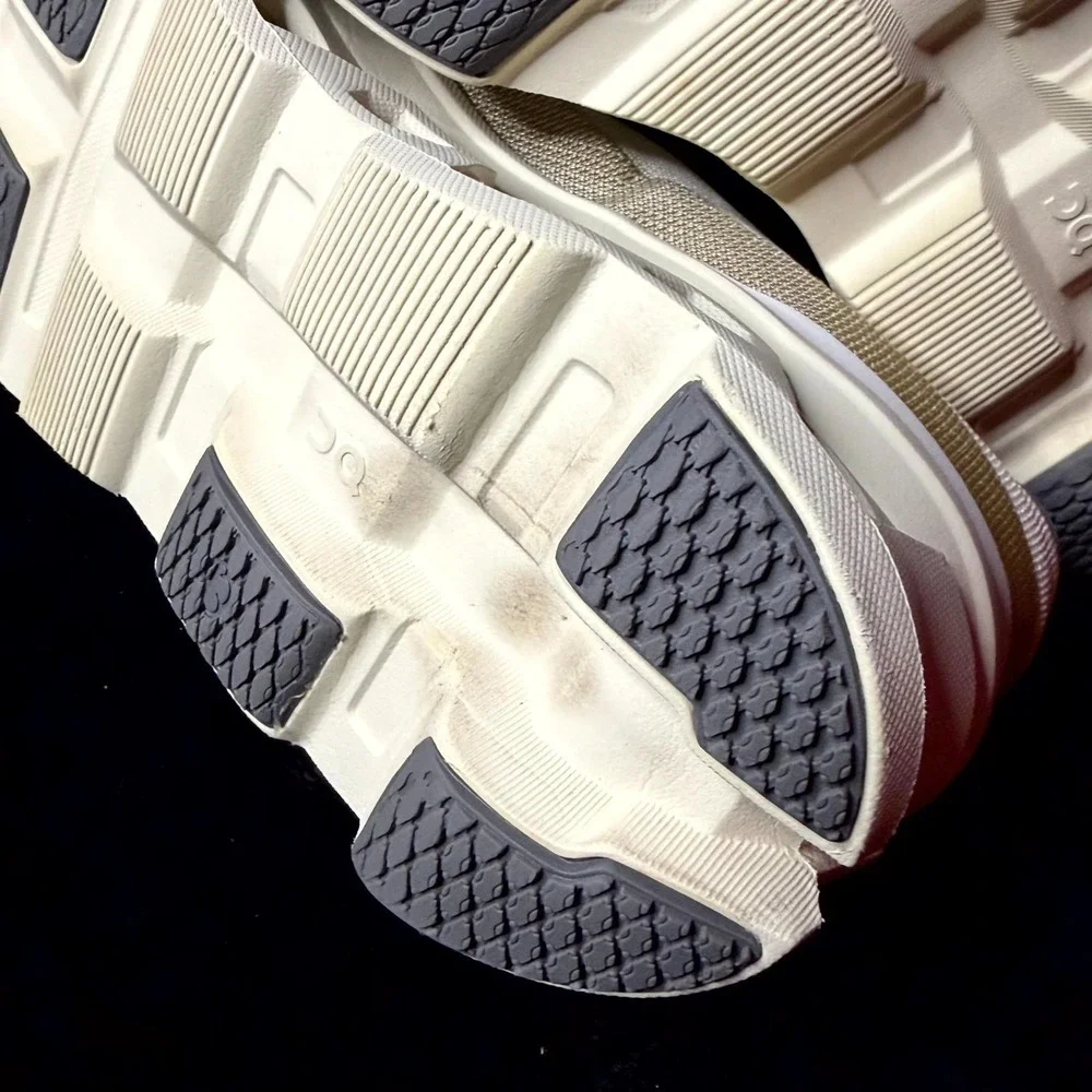On Running Cloudmonster 2 3WE10112569 Women 9.5 Athletic Shoes Cream Ice Sneaker